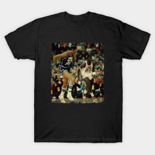 Kareem Abdul Jabbar vs Young Michael Jordan T-Shirt